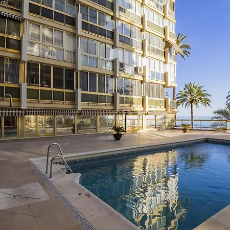 Cubo's Mayoral Front Line ماربيا