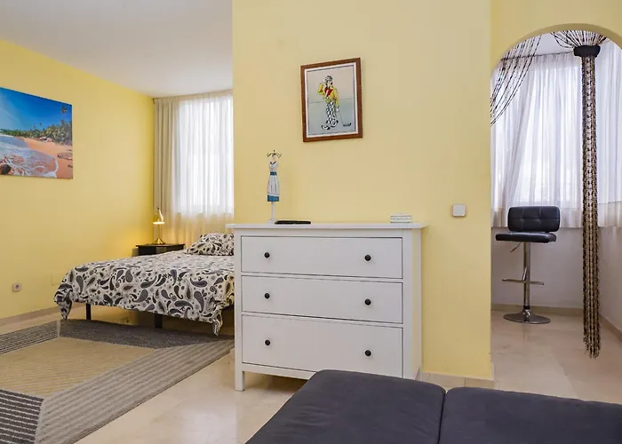 Cubo's Mayoral Front Line شقة ماربيا