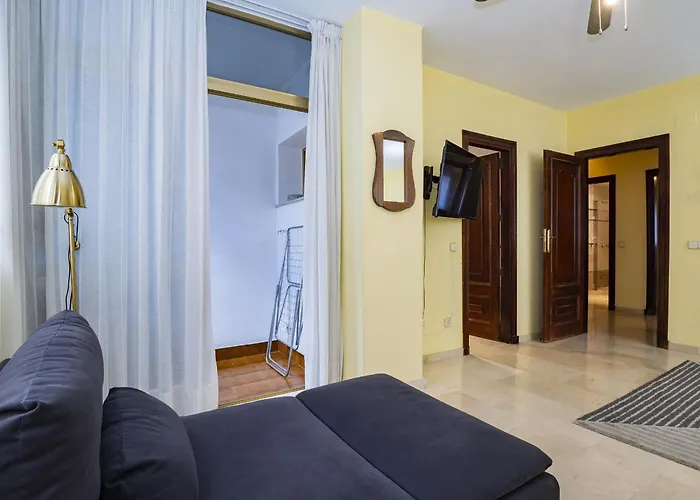 Cubo's Mayoral Front Line Apartamento *