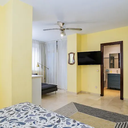 Appartement Cubo's Mayoral Front Line *