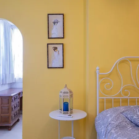 Appartement Cubo's Mayoral Front Line *