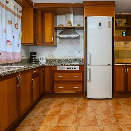 Cubo's Mayoral Front Line * Marbella